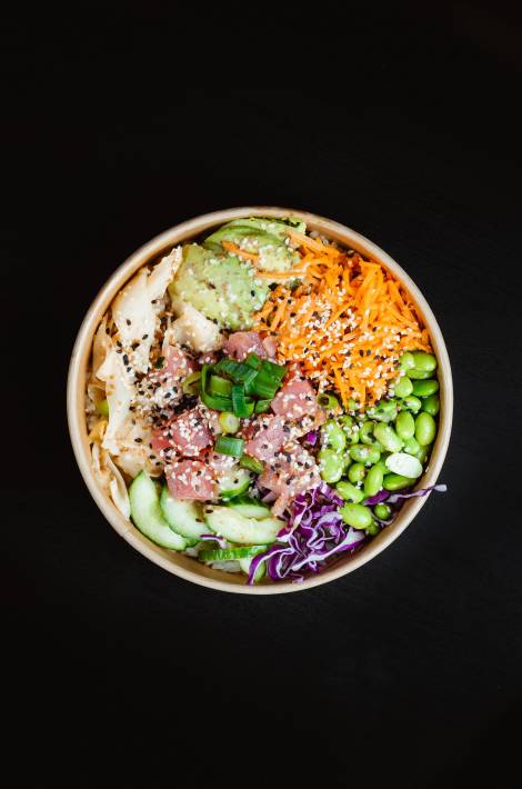 Poké bowl met zalm